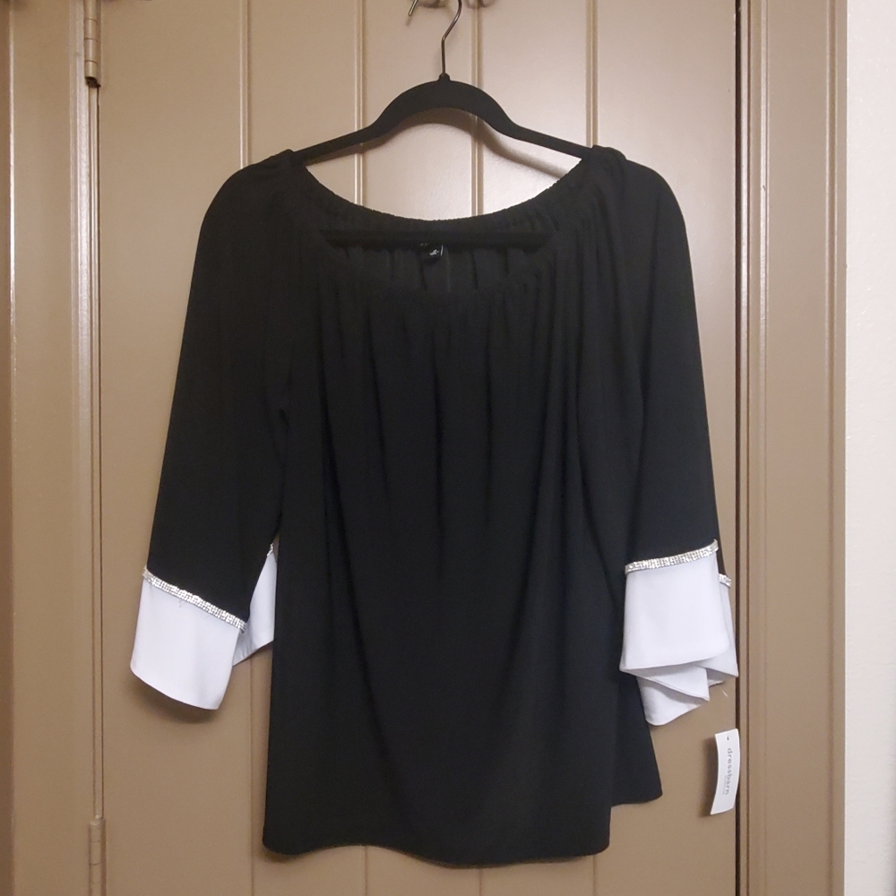Dressbarn Roz & Ali Dressy Top